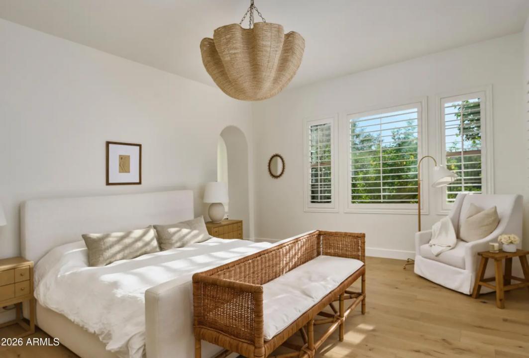 Real Estate Picture 27