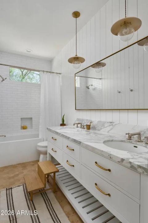 Real Estate Picture 43