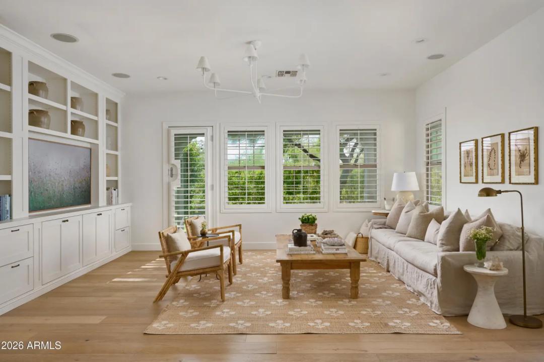 Real Estate Picture 26
