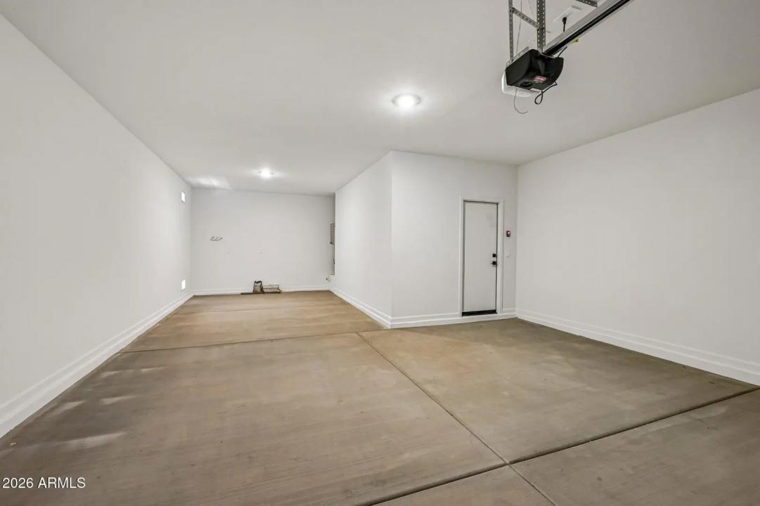 Real Estate Picture 43