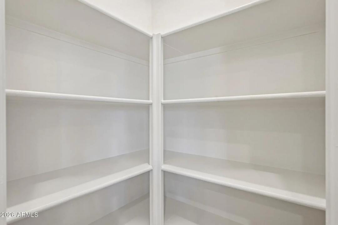 Real Estate Picture 17