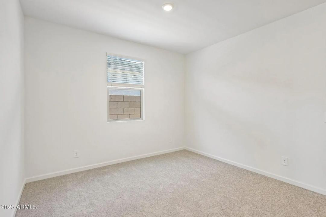 Real Estate Picture 21