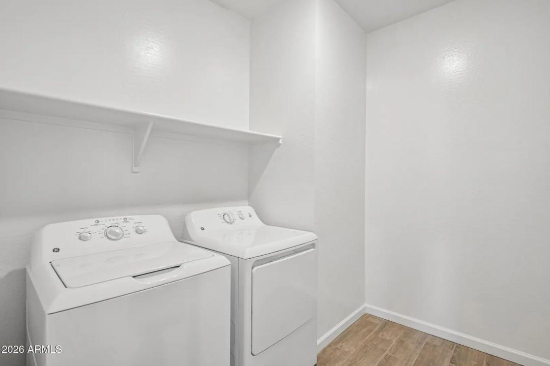 Real Estate Picture 22