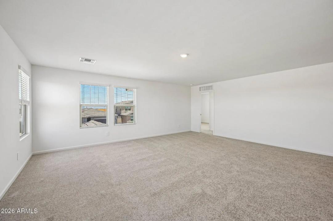 Real Estate Picture 26