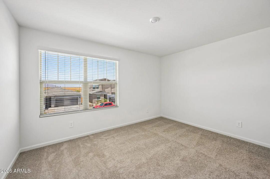 Real Estate Picture 27