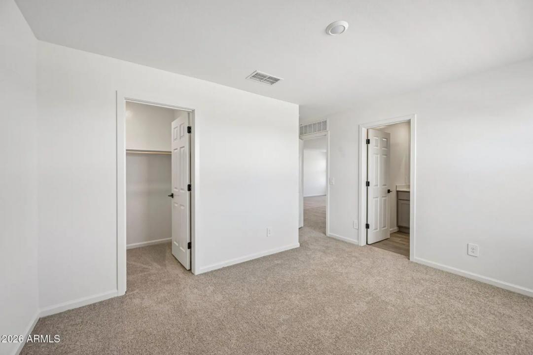 Real Estate Picture 28