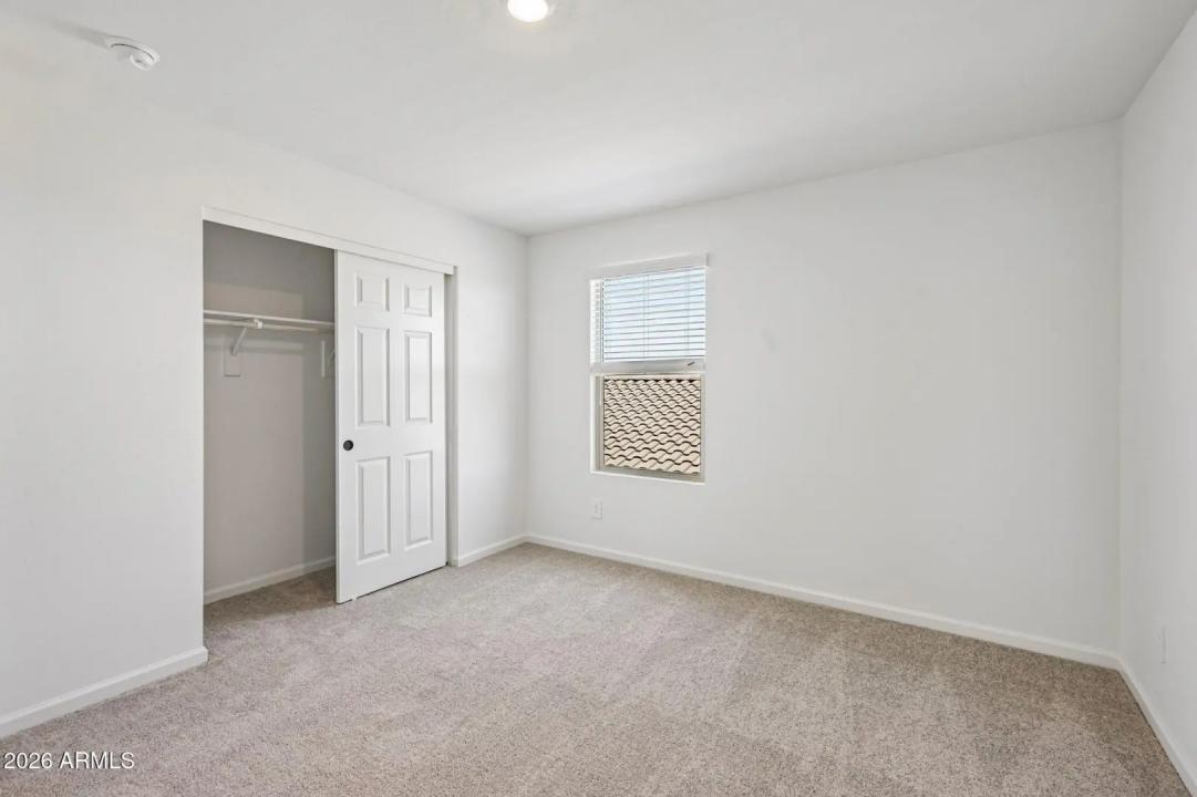 Real Estate Picture 32