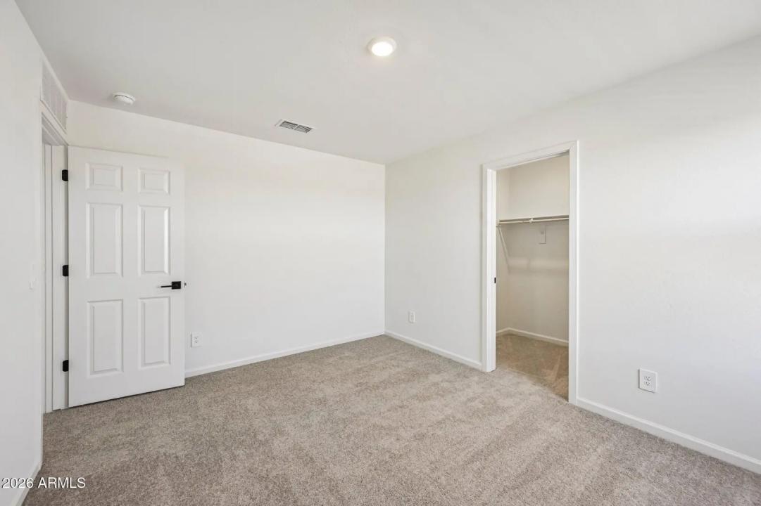 Real Estate Picture 34