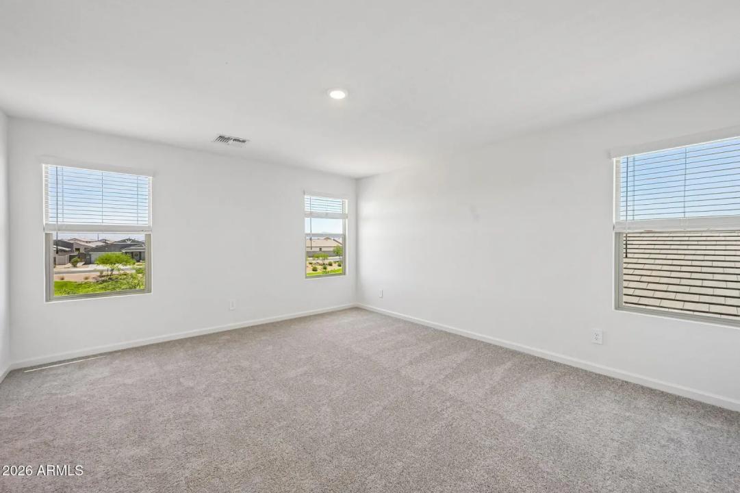 Real Estate Picture 36