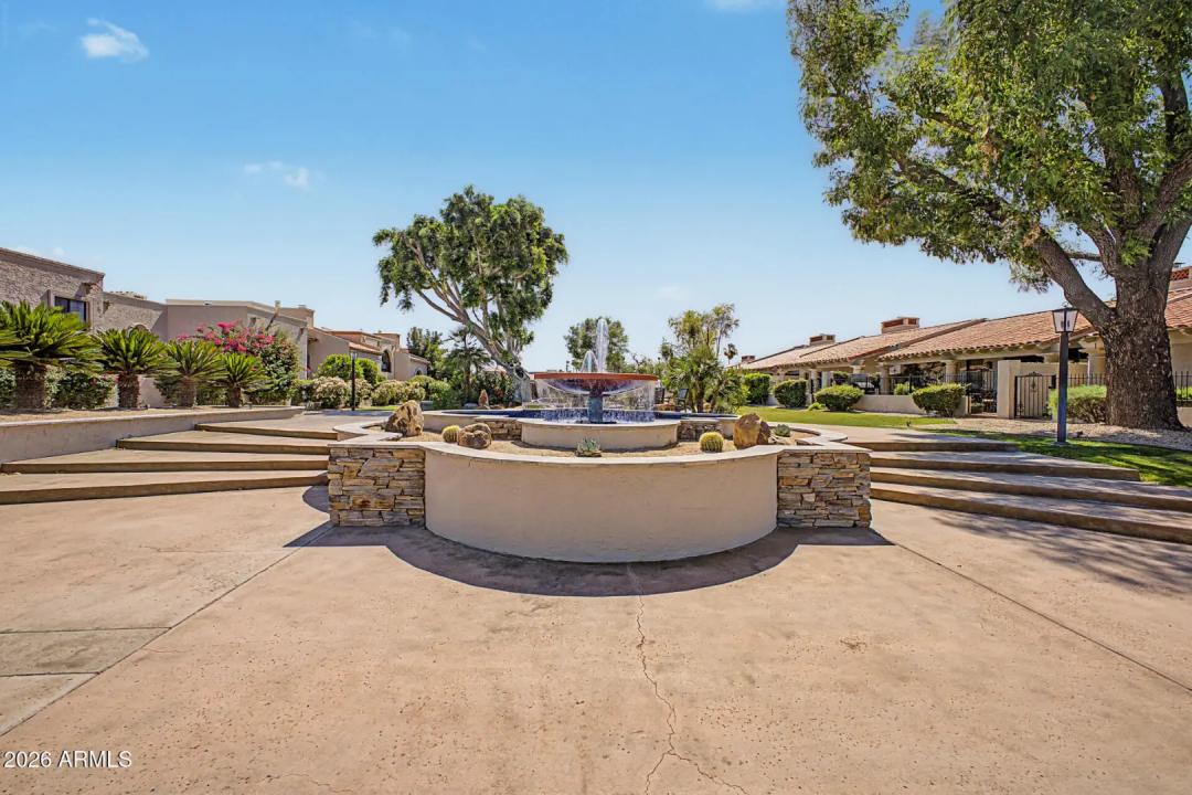 Real Estate Picture 40