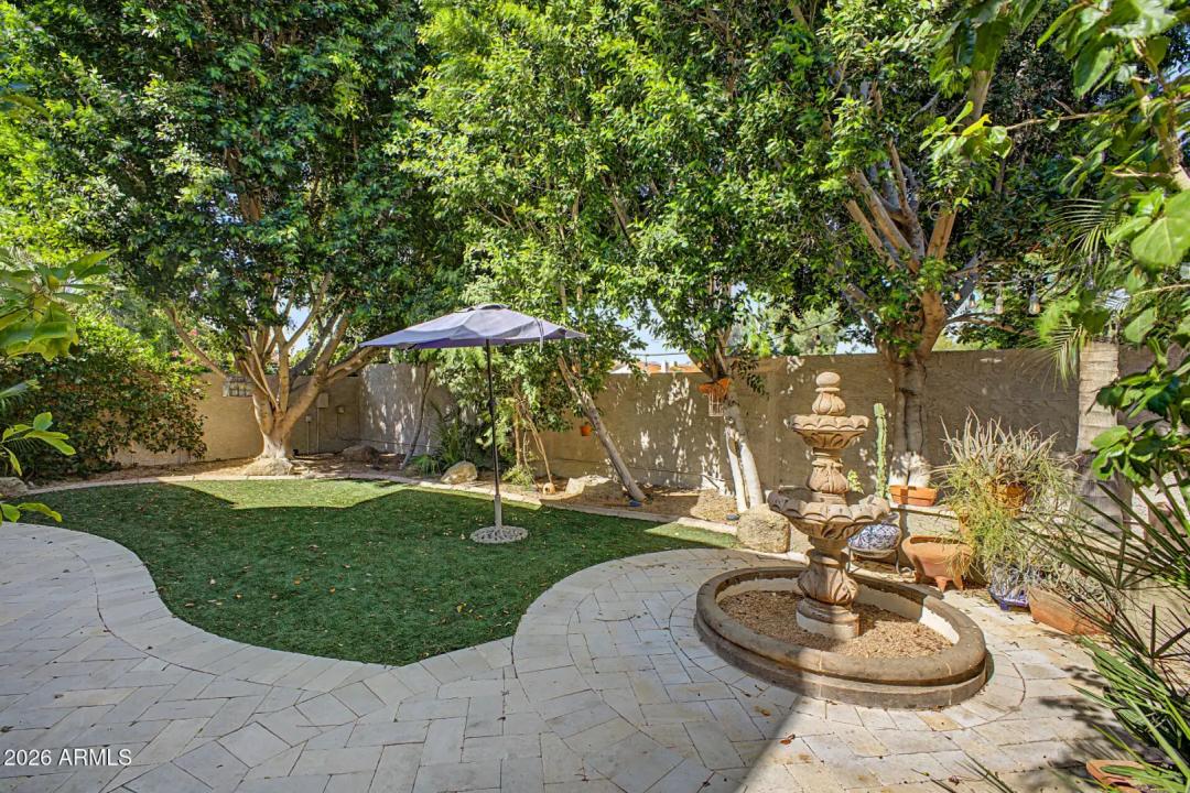 Real Estate Picture 28