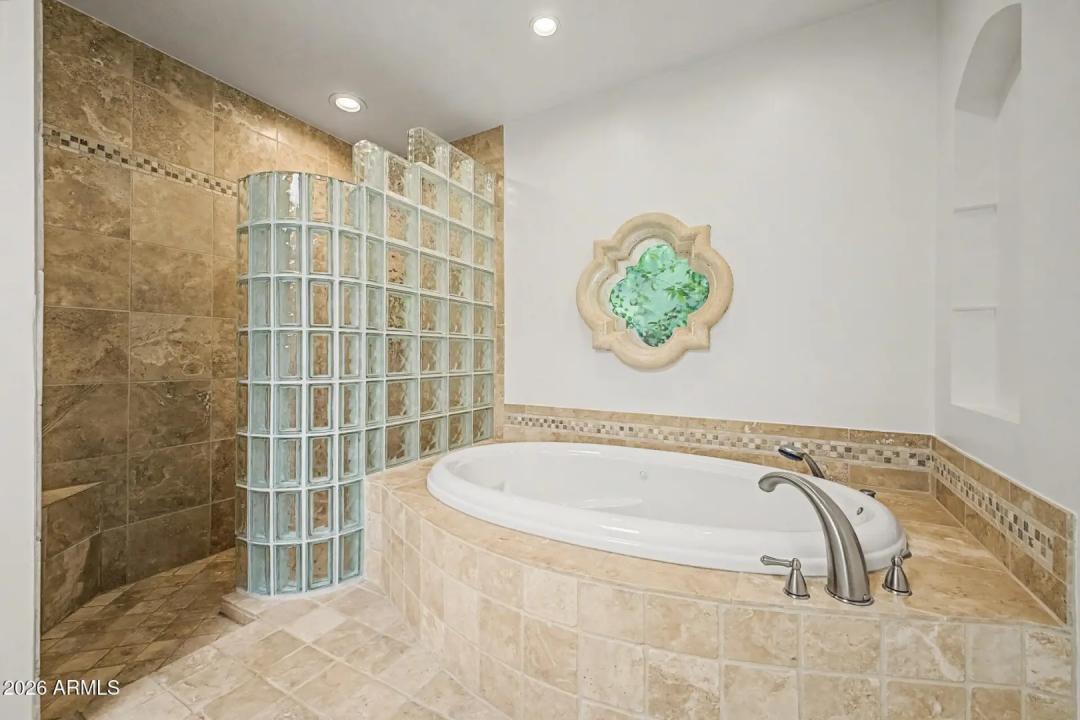 Real Estate Picture 37