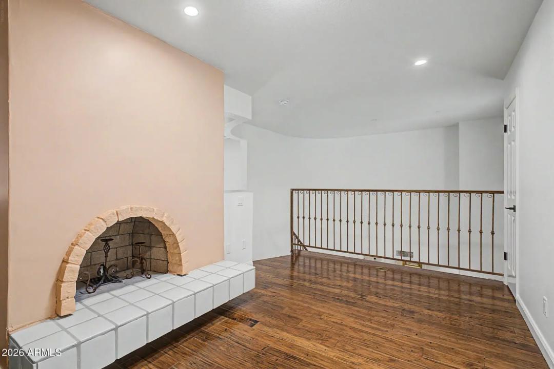 Real Estate Picture 30