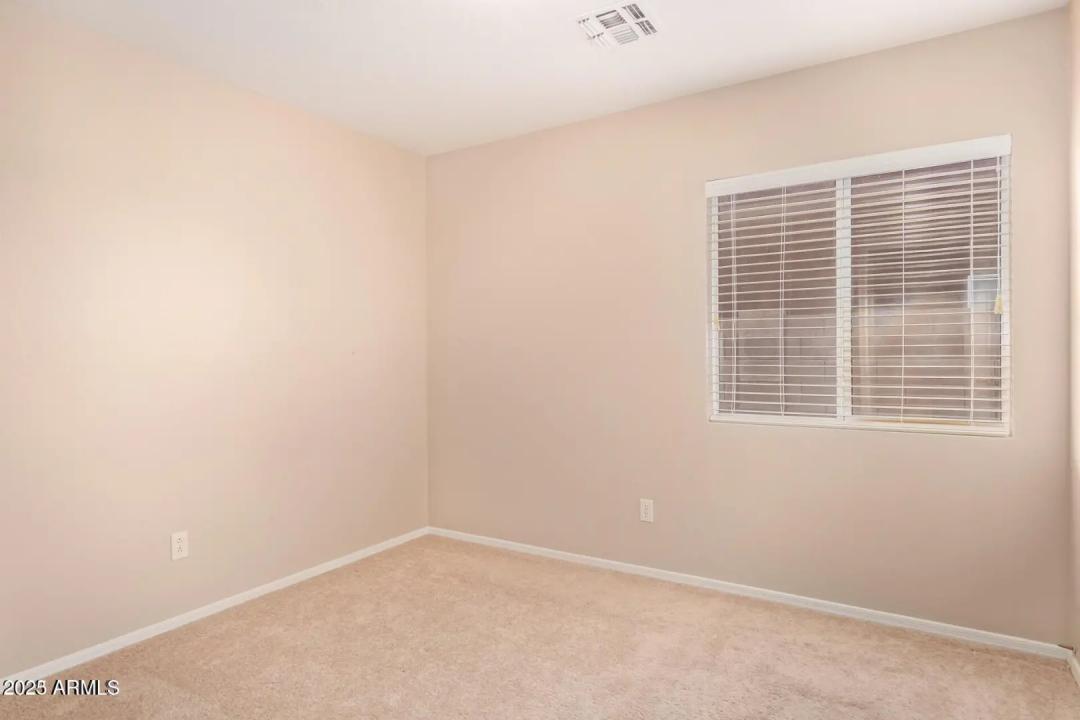 Real Estate Picture 19