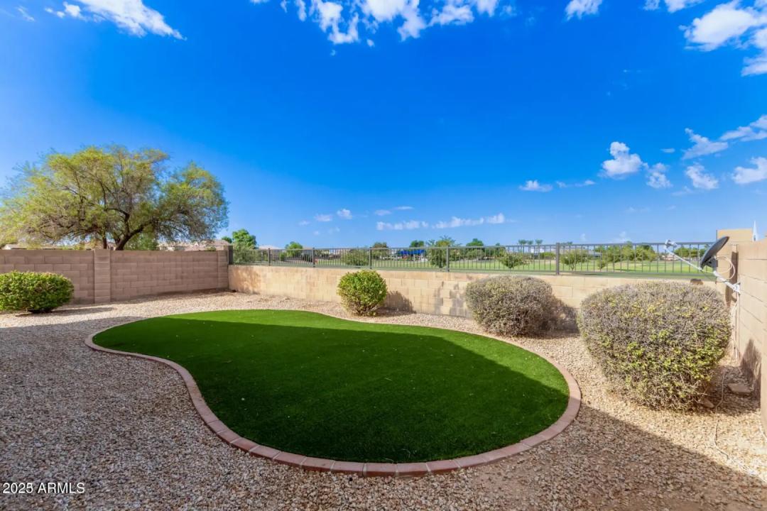 Real Estate Picture 26