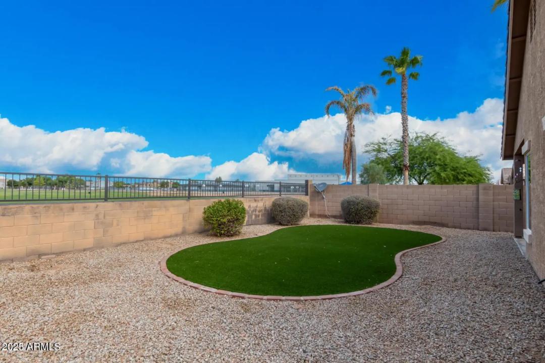 Real Estate Picture 29