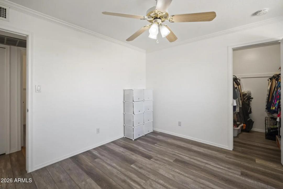 Real Estate Picture 28