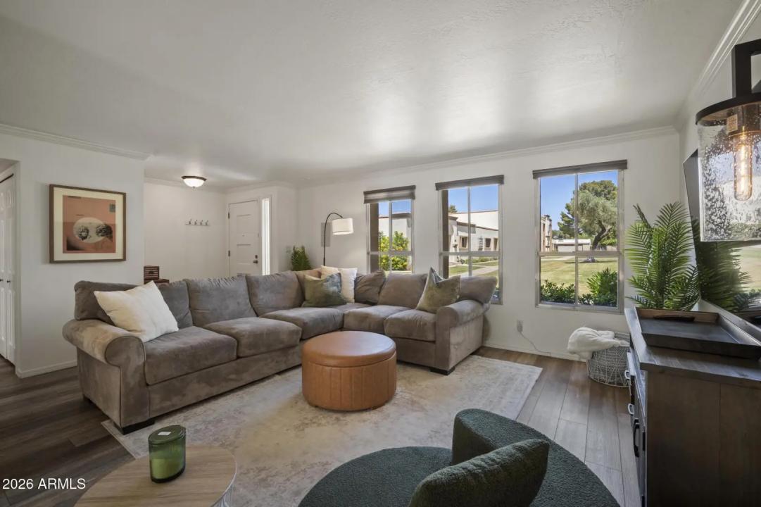 Real Estate Picture 2