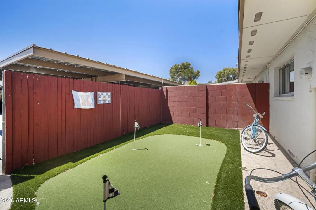 Real Estate Picture 37