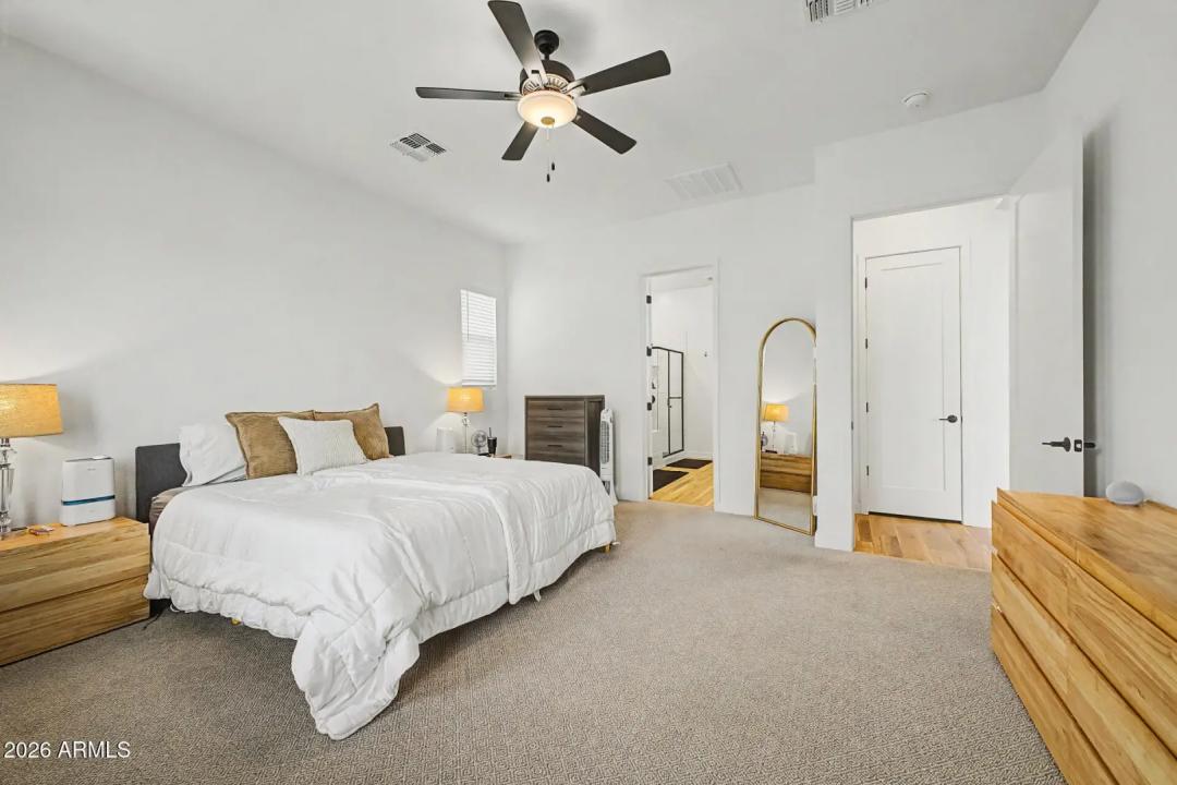 Real Estate Picture 28
