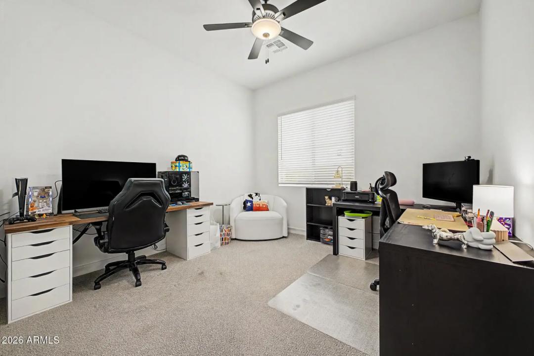 Real Estate Picture 37