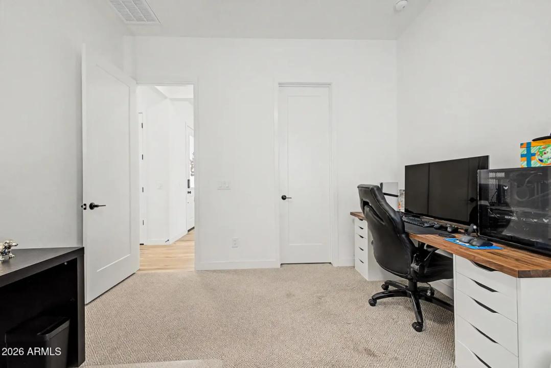 Real Estate Picture 38