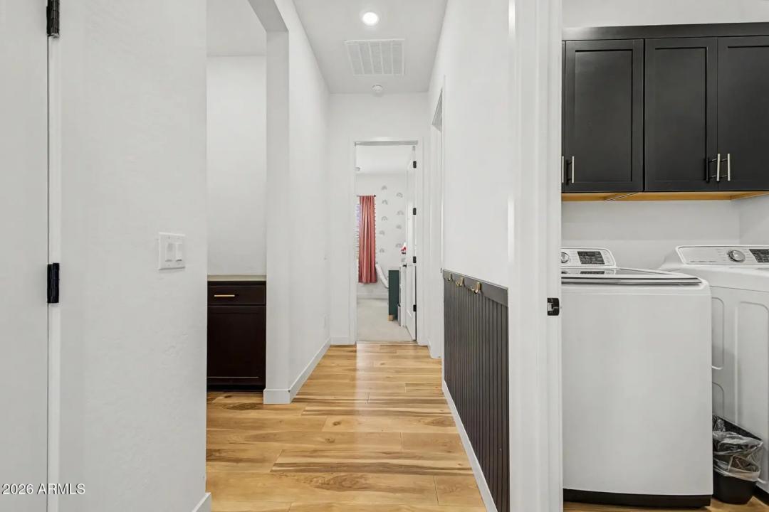 Real Estate Picture 43