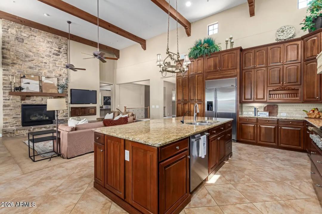 Real Estate Picture 12