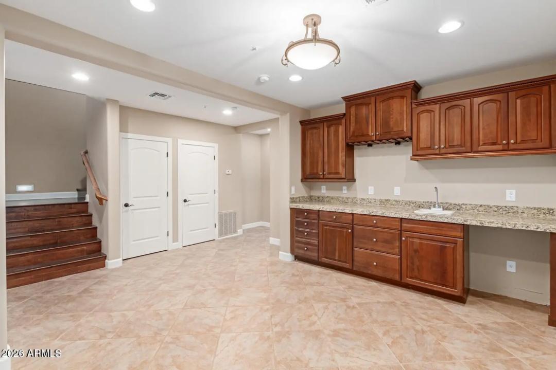 Real Estate Picture 31