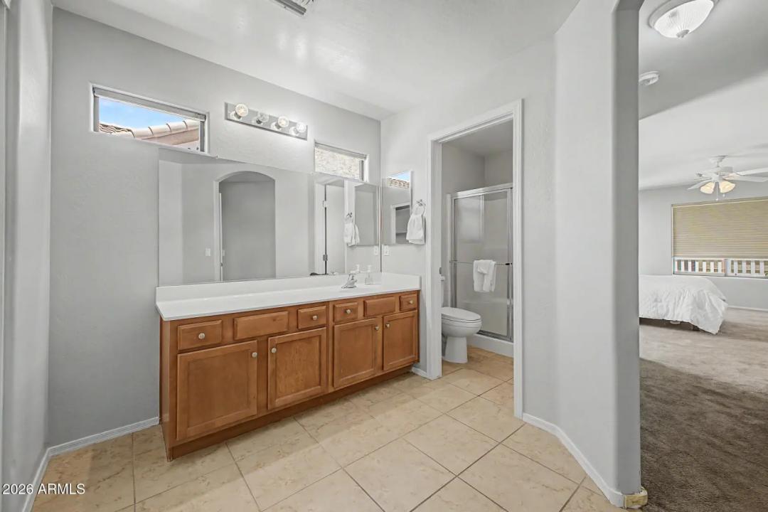 Real Estate Picture 16
