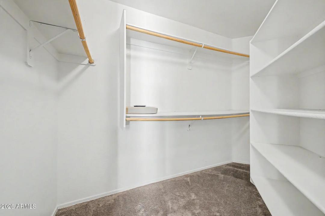 Real Estate Picture 18
