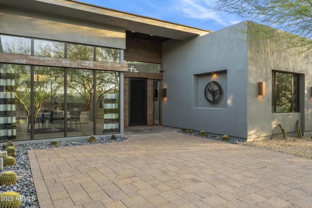 Real Estate Picture 2