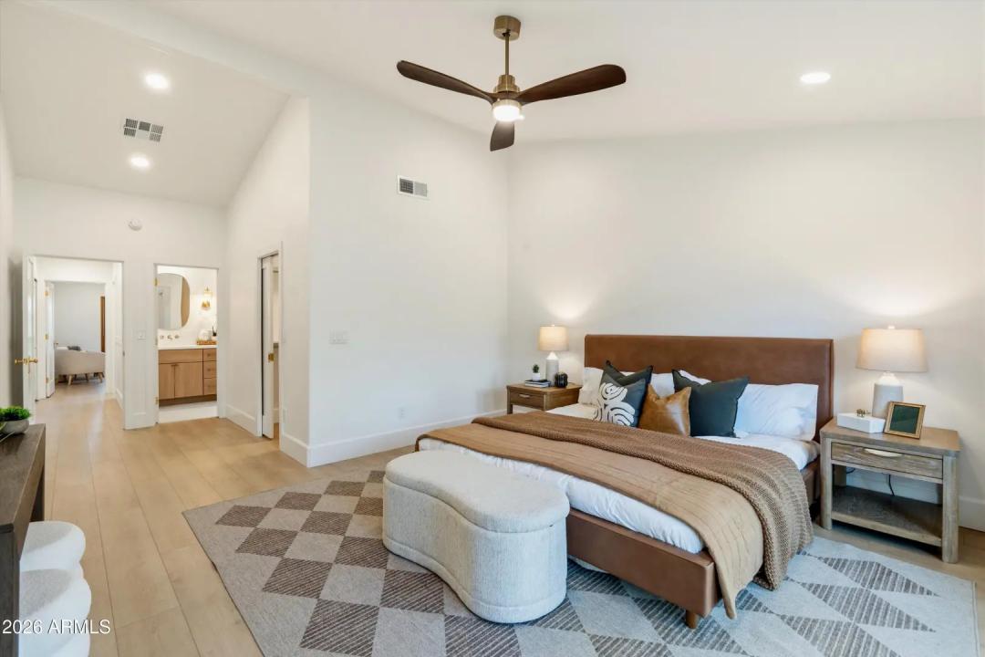 Real Estate Picture 20