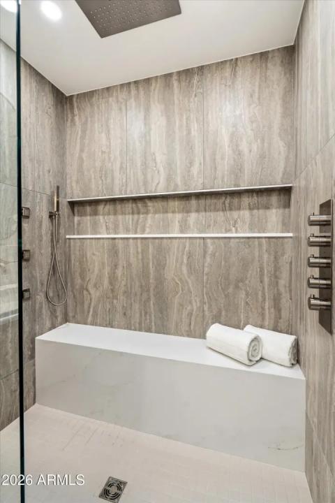 Real Estate Picture 23