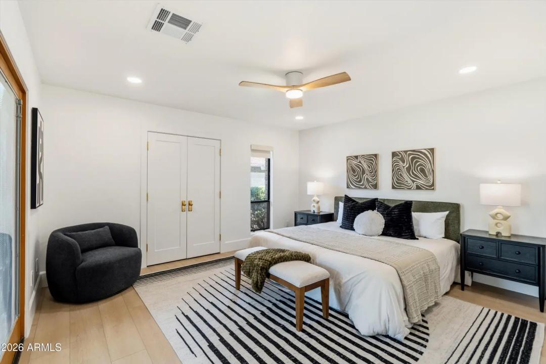 Real Estate Picture 29