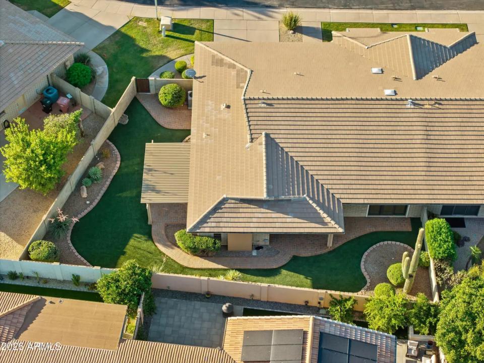 Real Estate Picture 38
