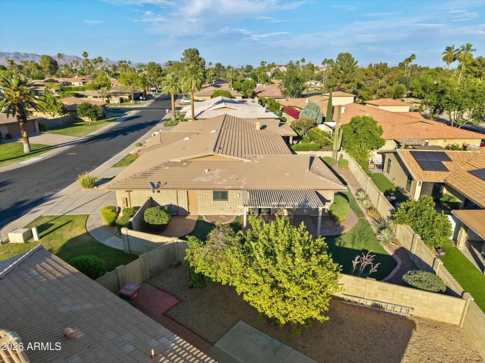 Real Estate Picture 40