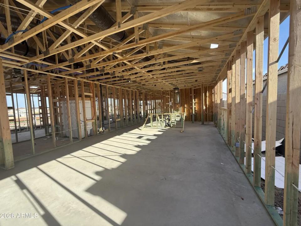 Real Estate Picture 5
