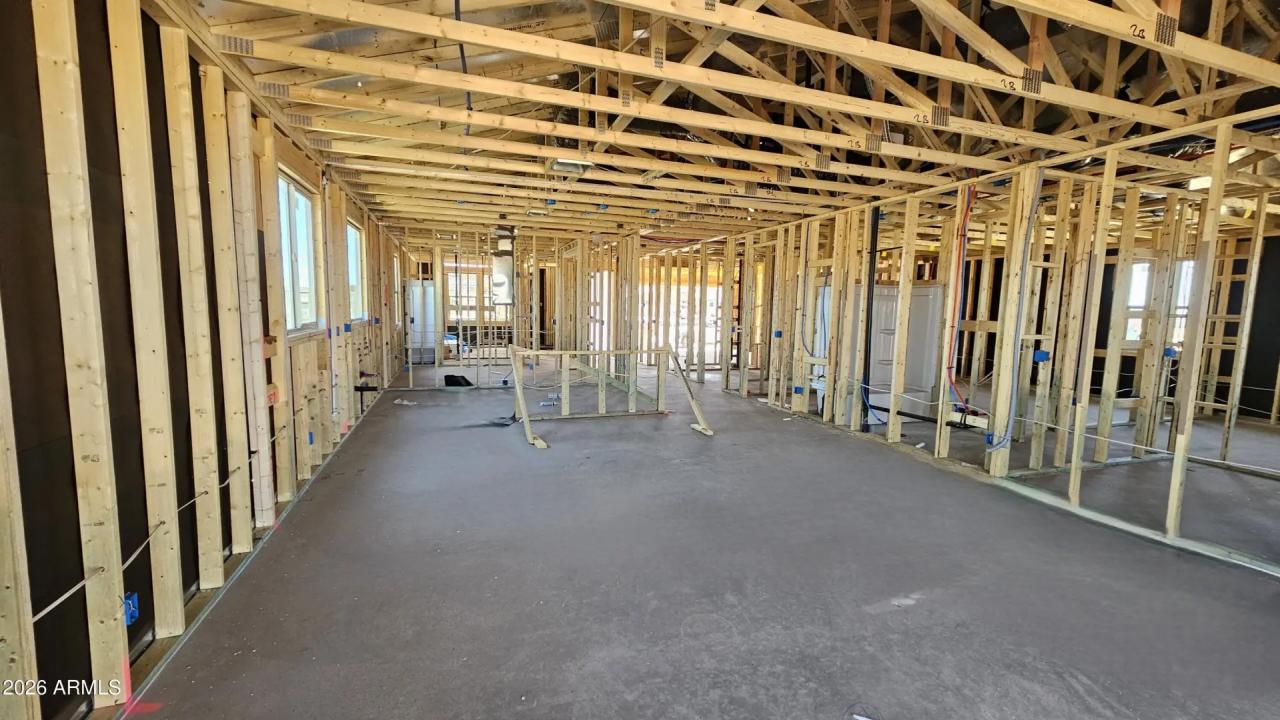Real Estate Picture 3