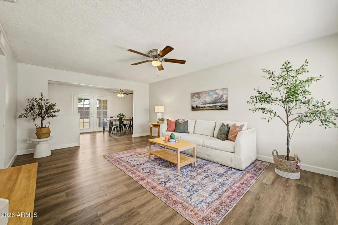 Real Estate Picture 2