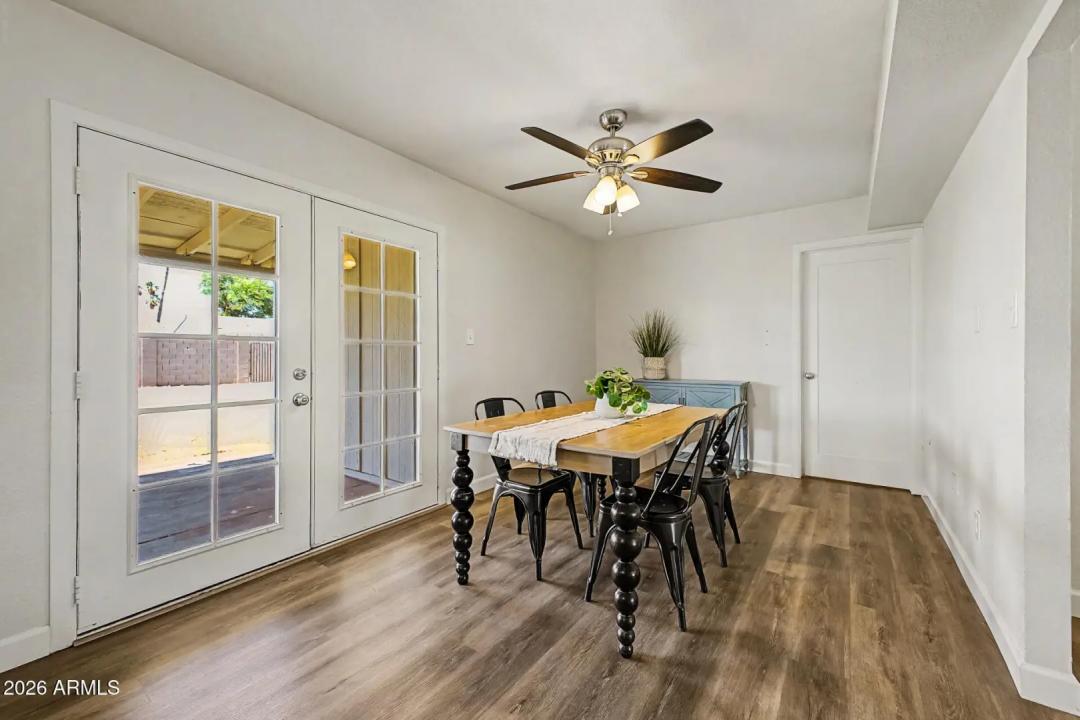 Real Estate Picture 5