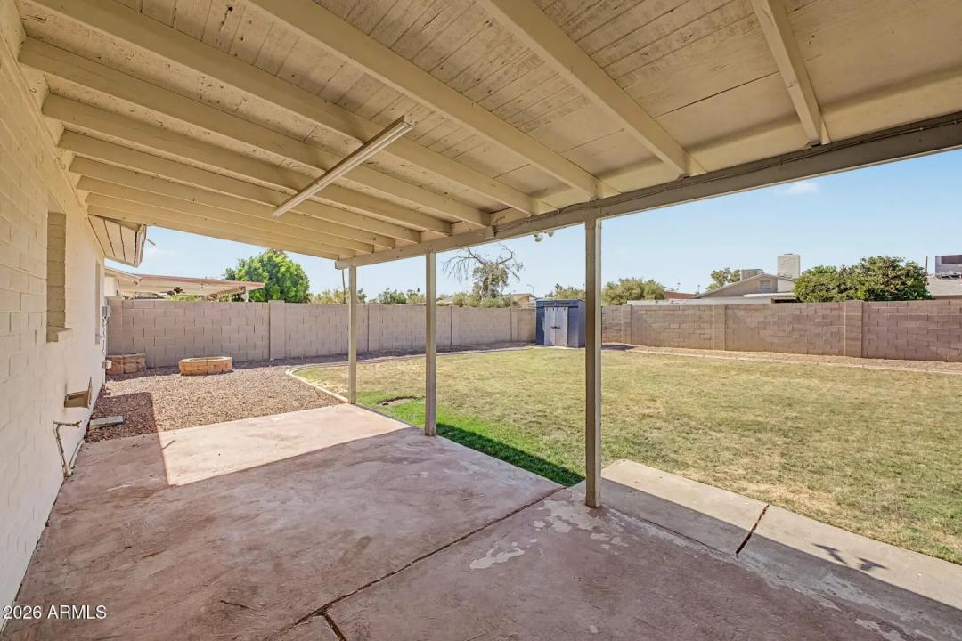 Real Estate Picture 16