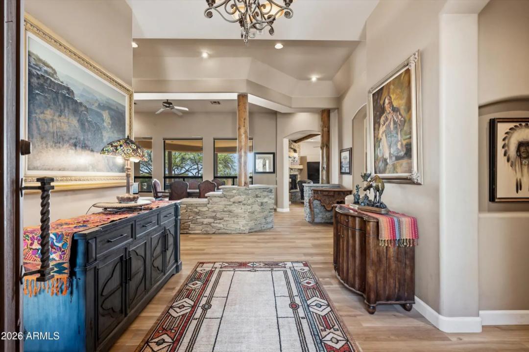 Real Estate Picture 7