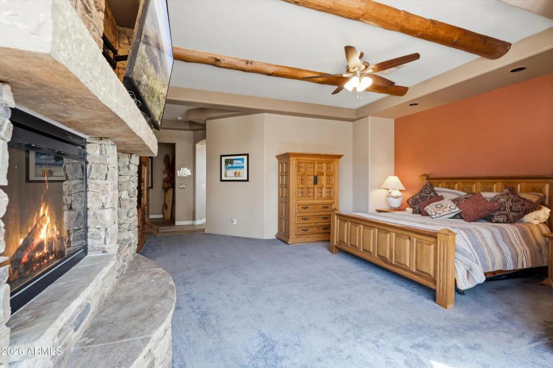 Real Estate Picture 21
