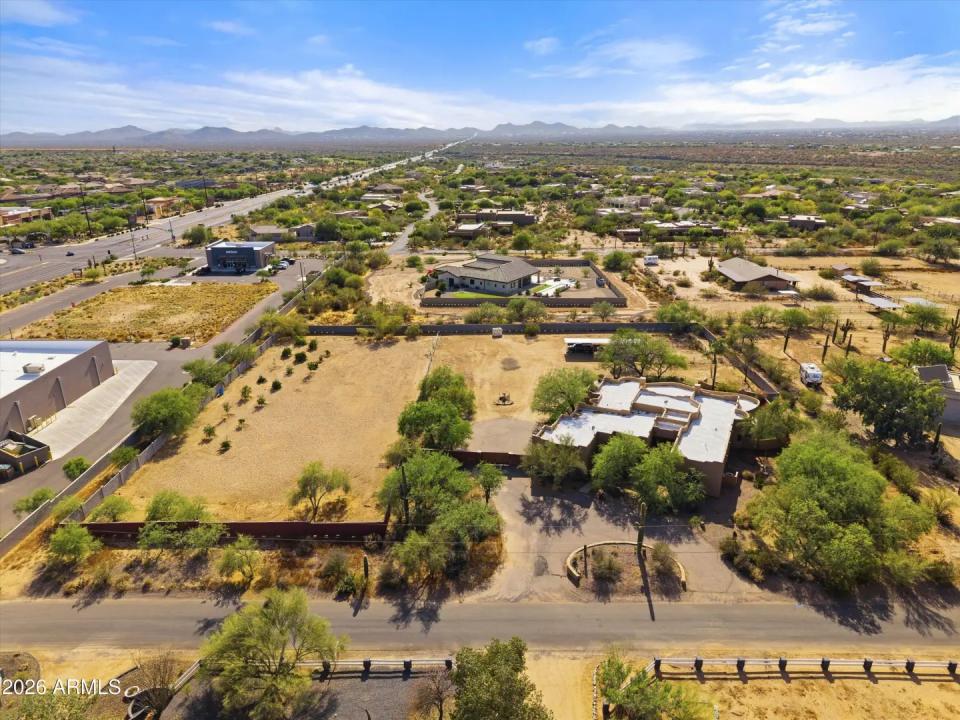Real Estate Picture 53