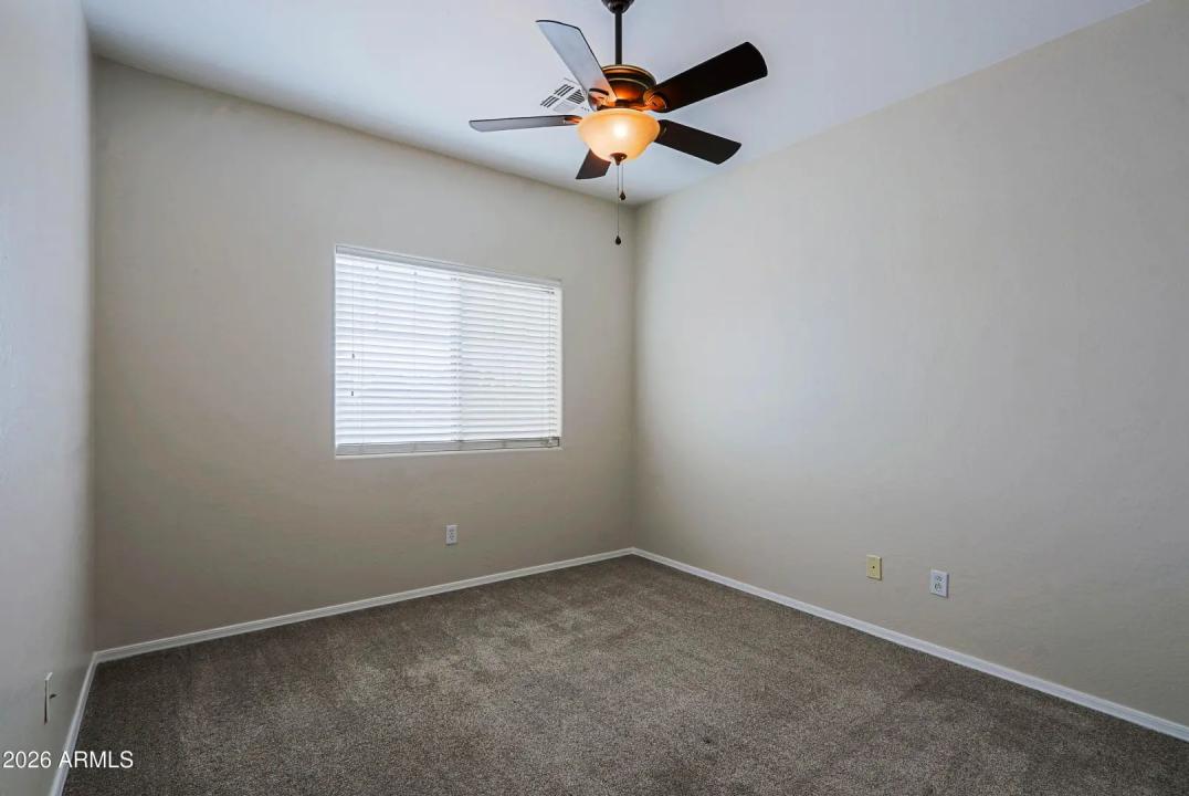 Real Estate Picture 23