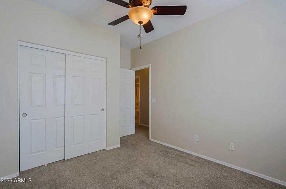 Real Estate Picture 24
