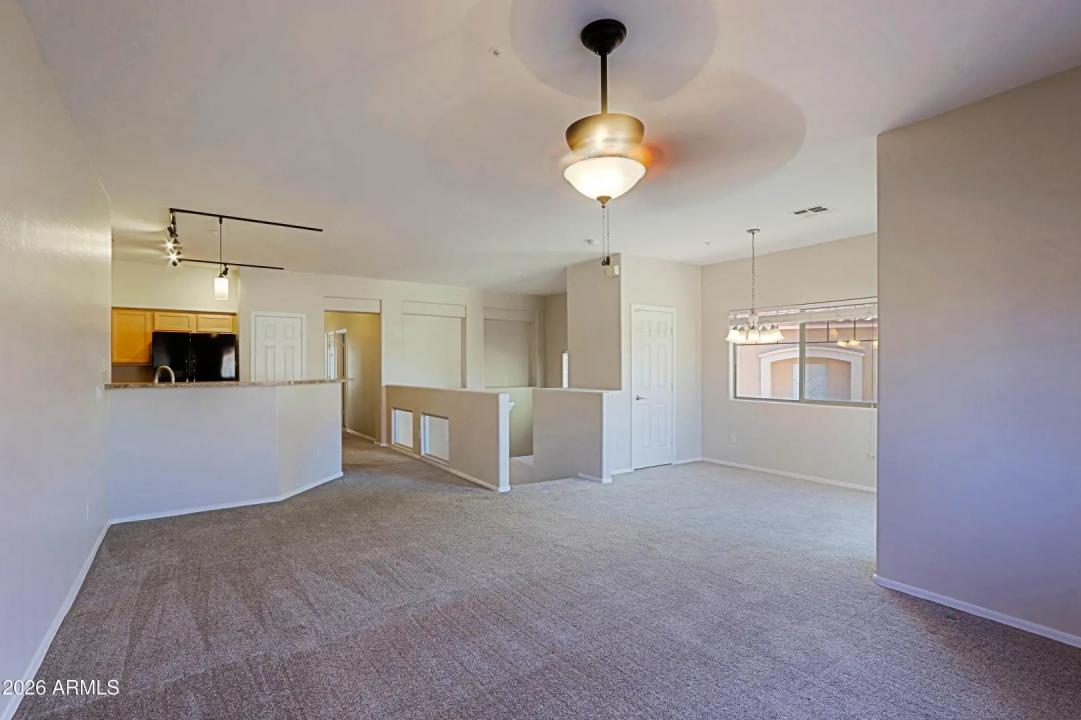 Real Estate Picture 9