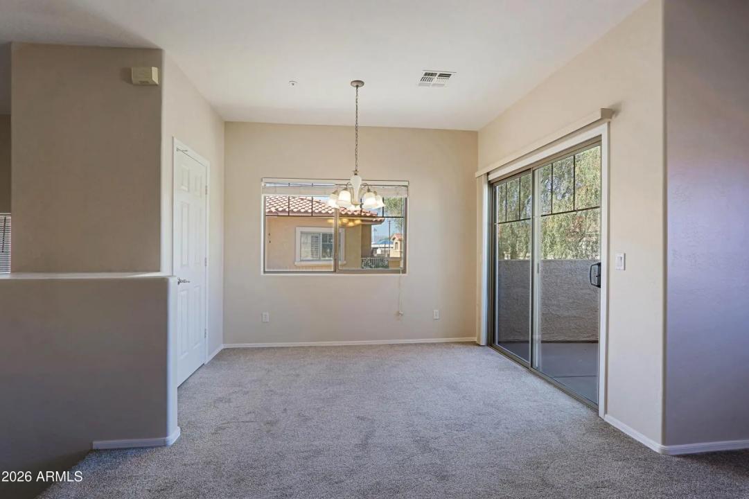 Real Estate Picture 12