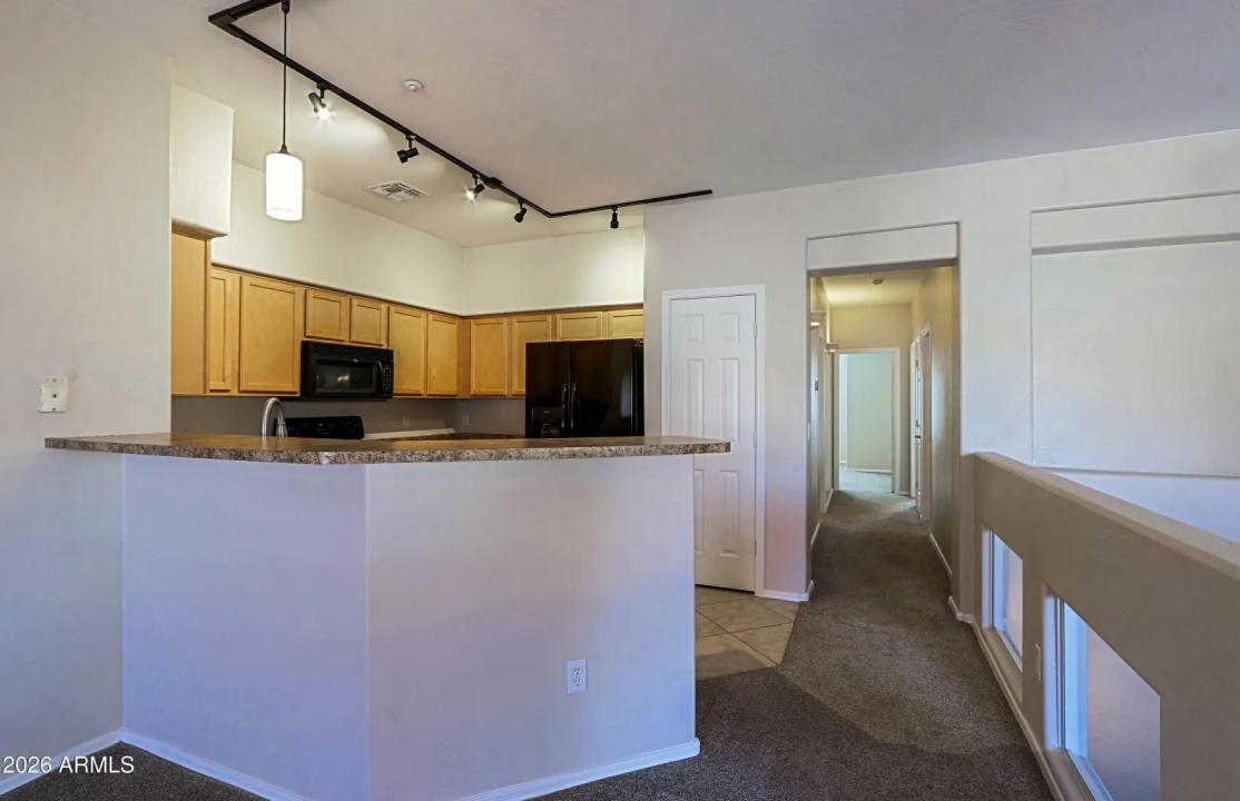Real Estate Picture 3